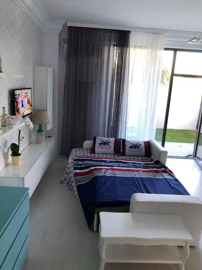 Zev- Cataleya Mamaia Nord Apartment Năvodari Екстериор снимка